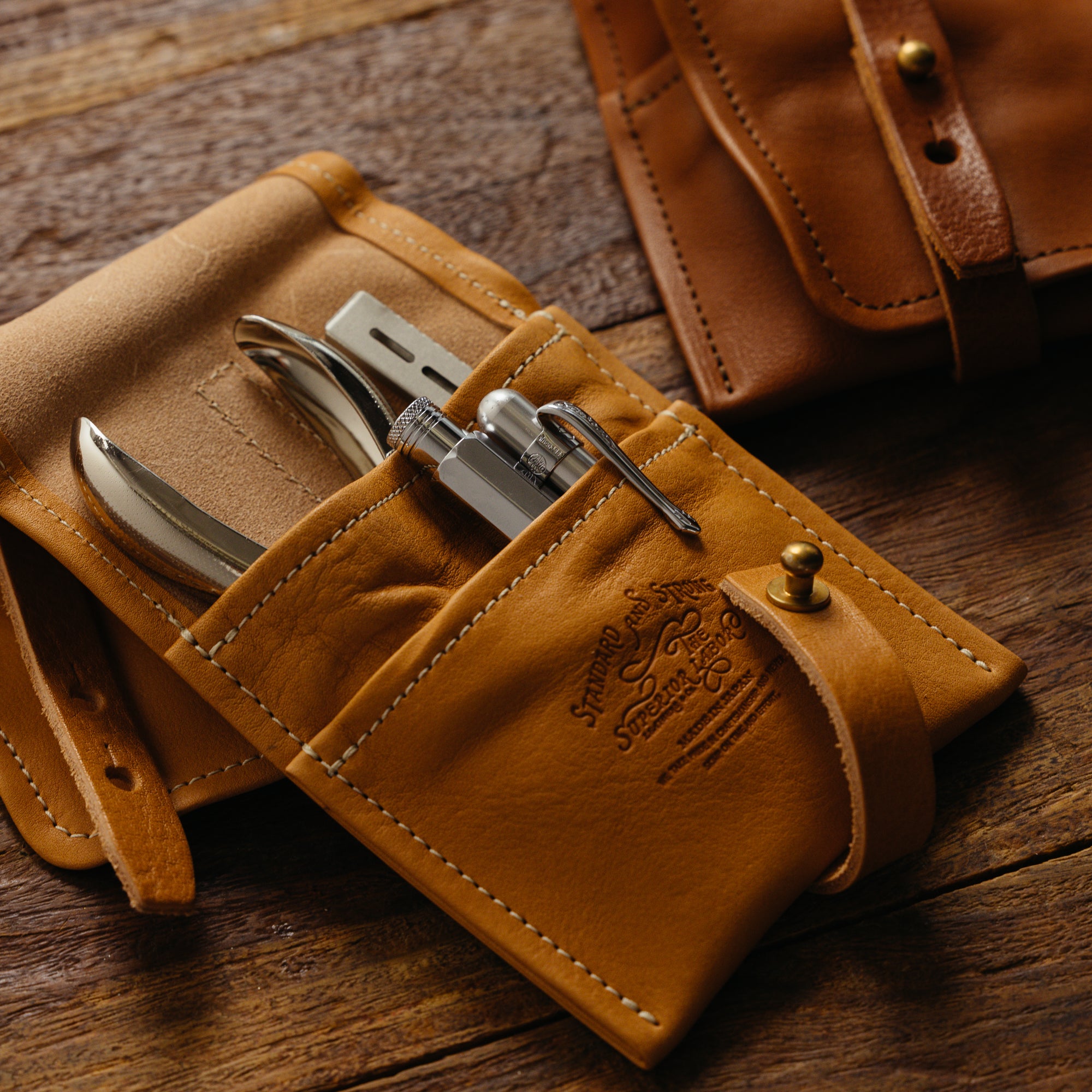 SL0278 leather tool holder