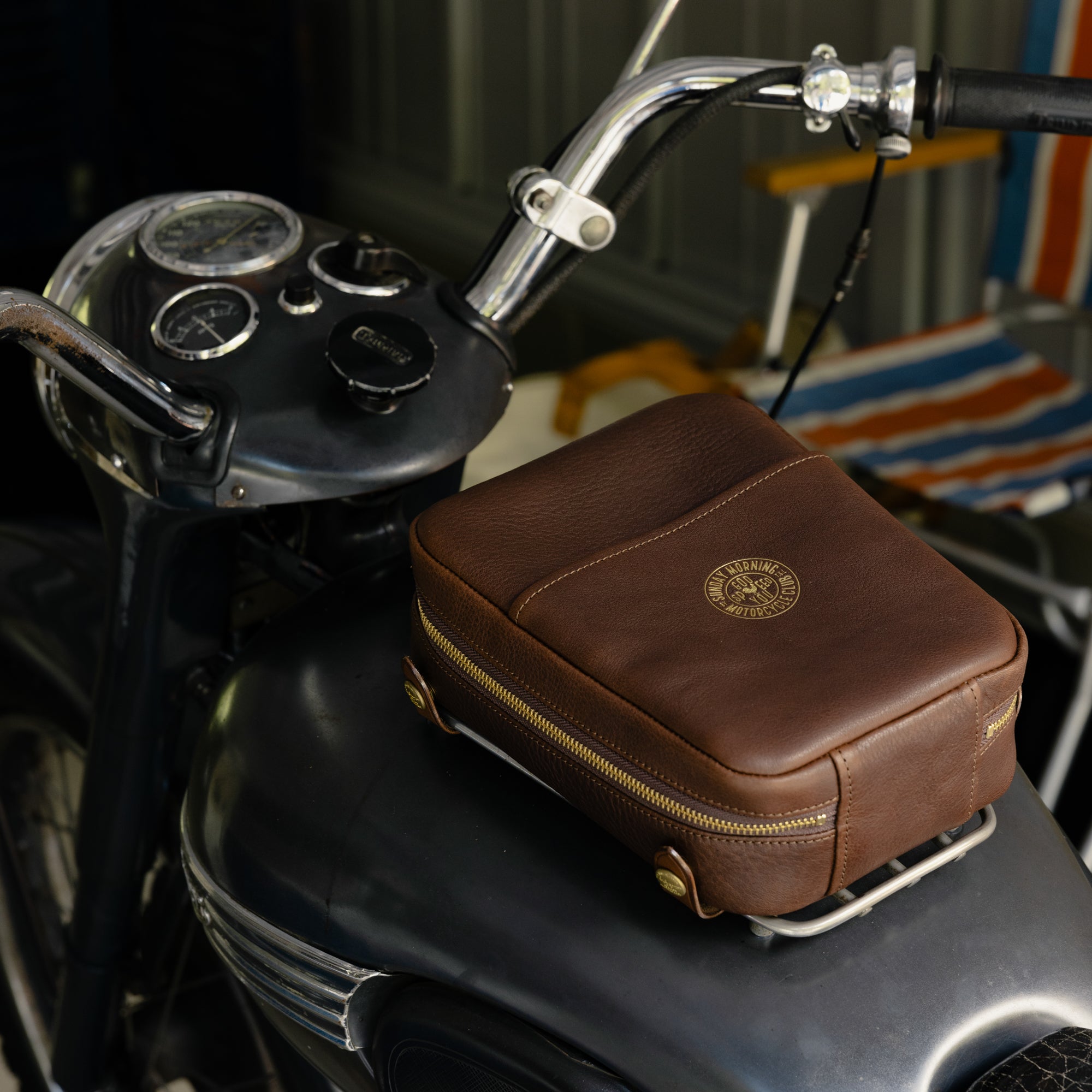 SL1201 Leather Tank Bag Parcel Grid