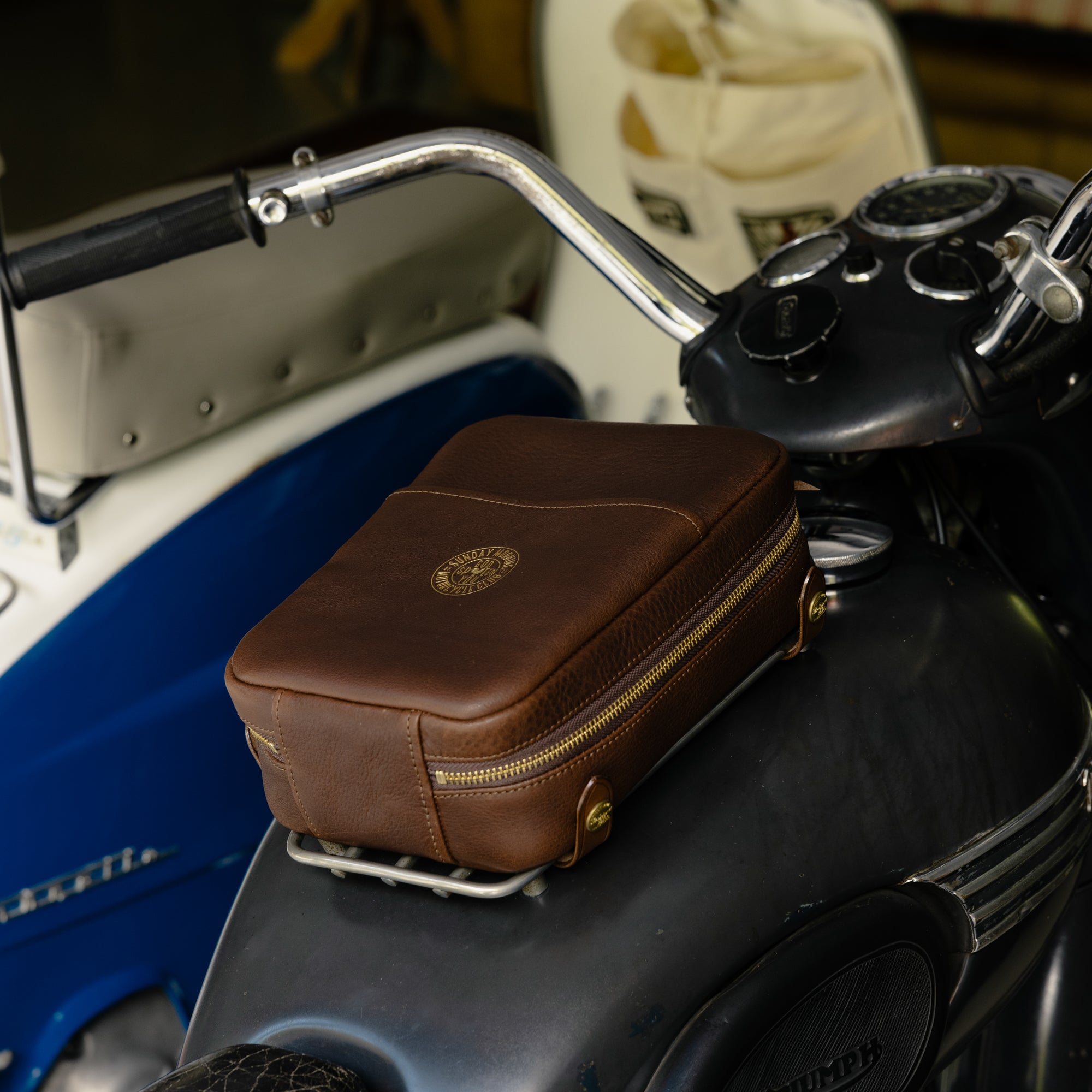 SL1201 Leather Tank Bag Parcel Grid