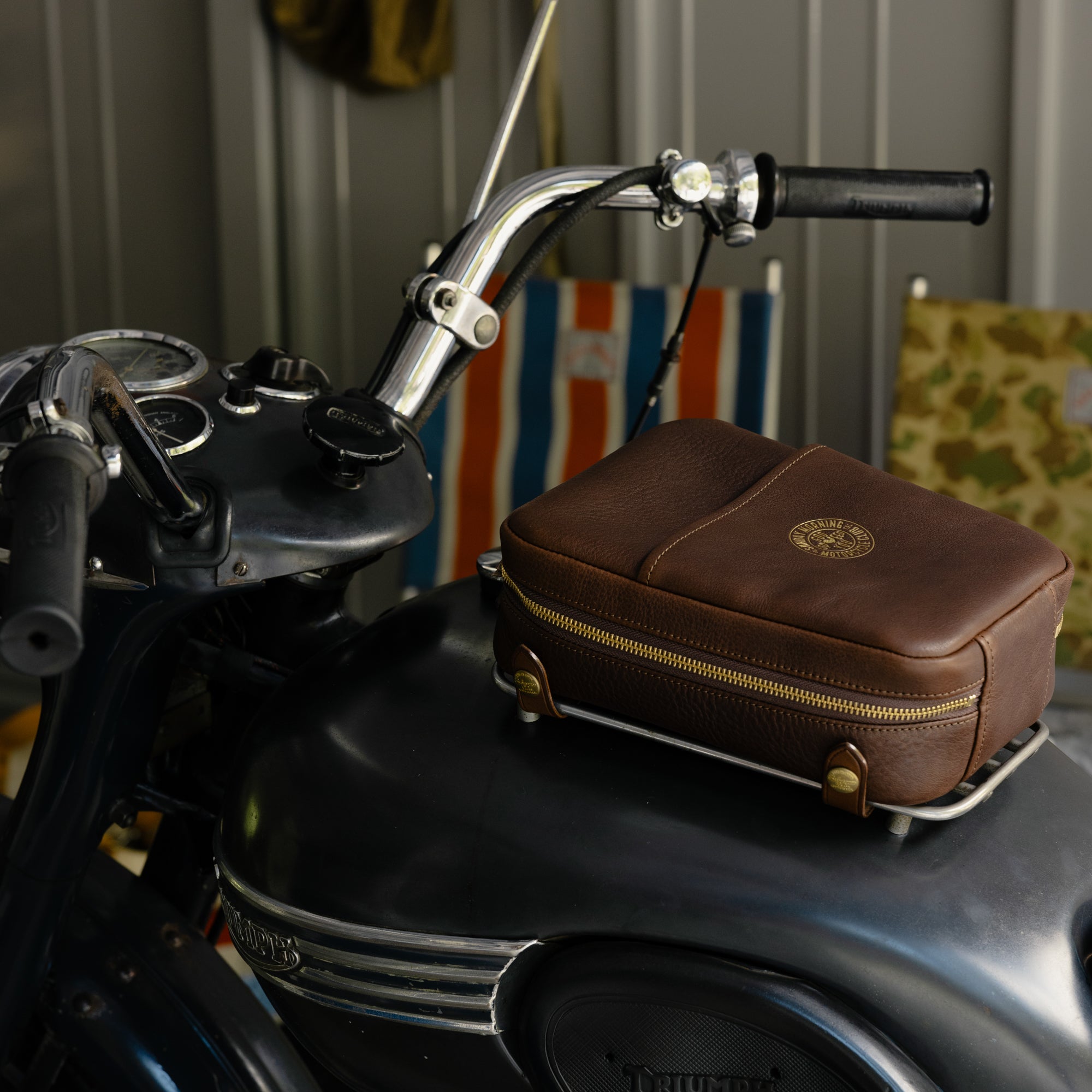 SL1201 Leather Tank Bag Parcel Grid