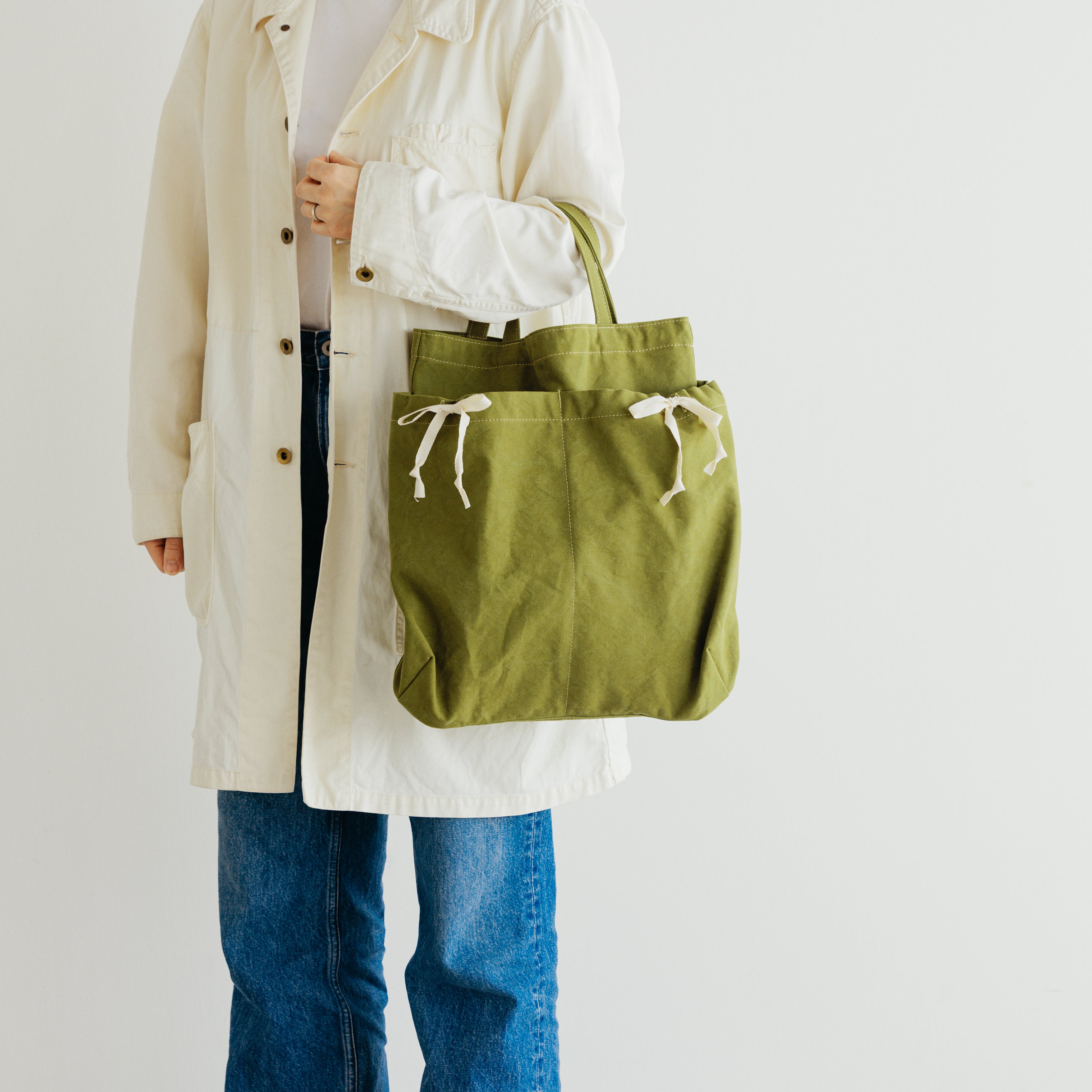 SL1704 two pocket tote bag