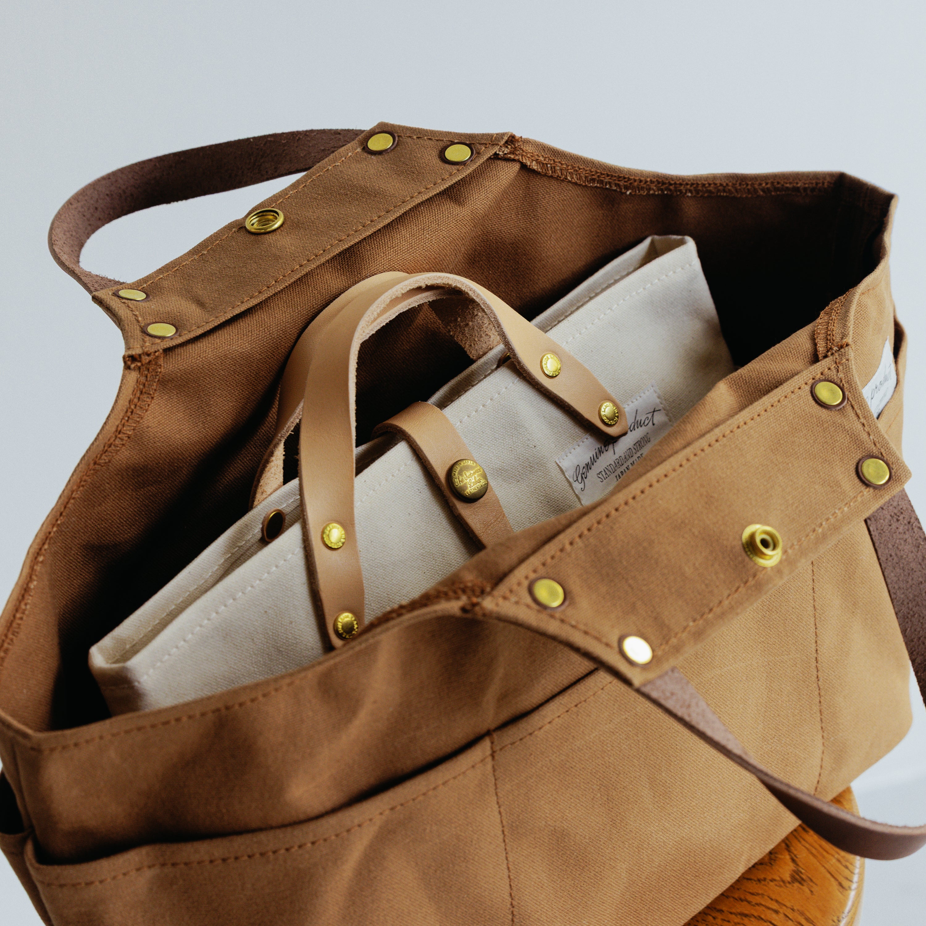 SL1707 paraffin canvas apron bag