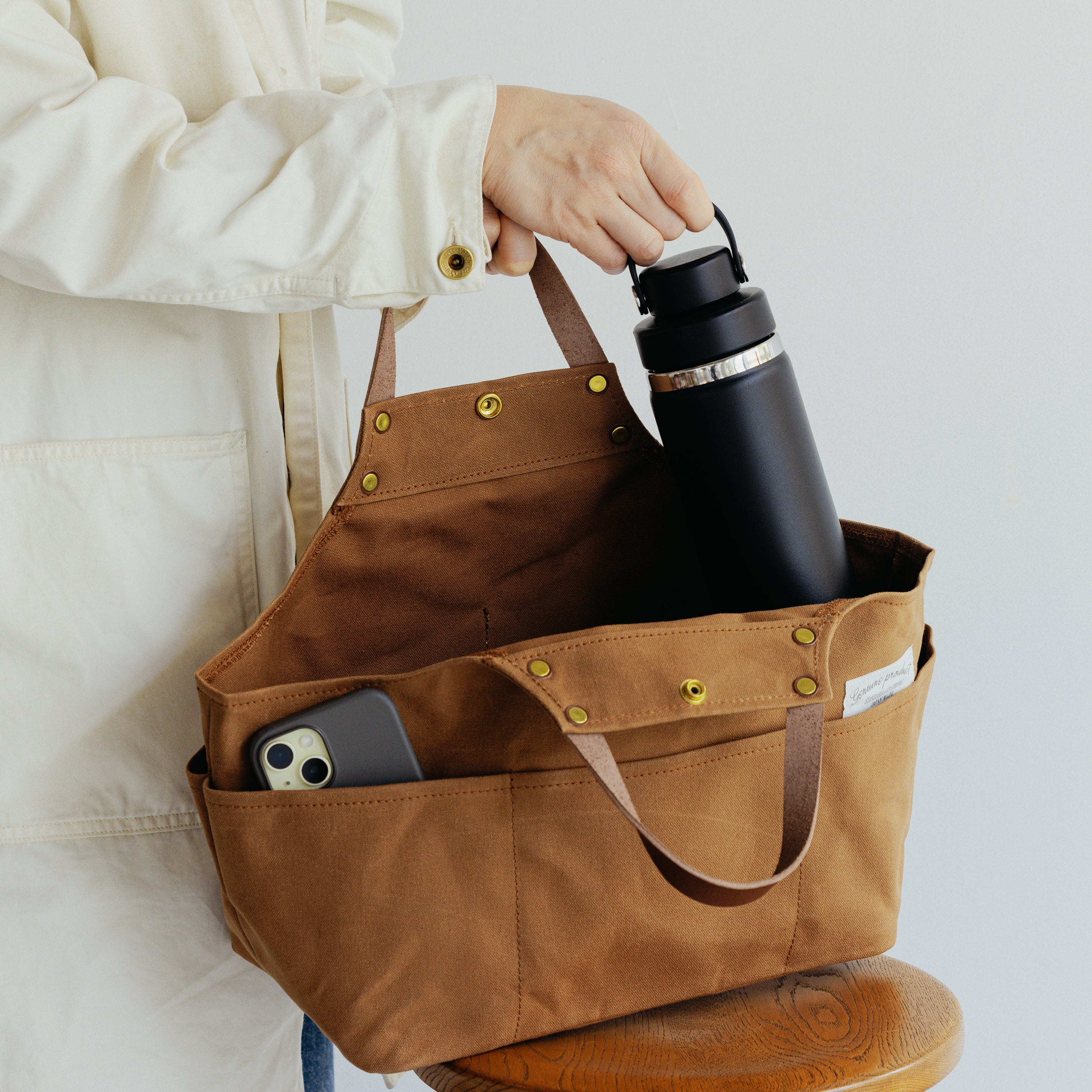 SL1707 paraffin canvas apron bag