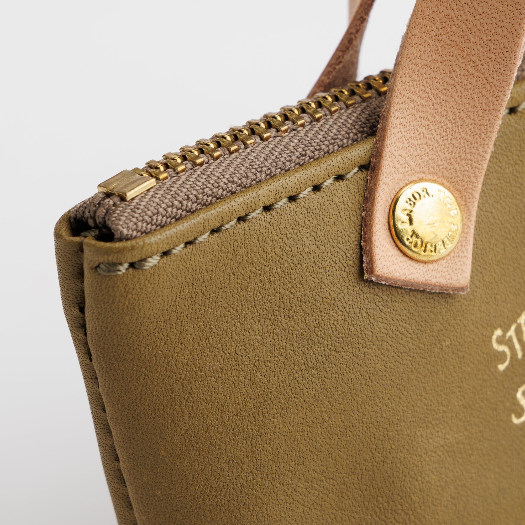 SL1746 all leather engineer key case
