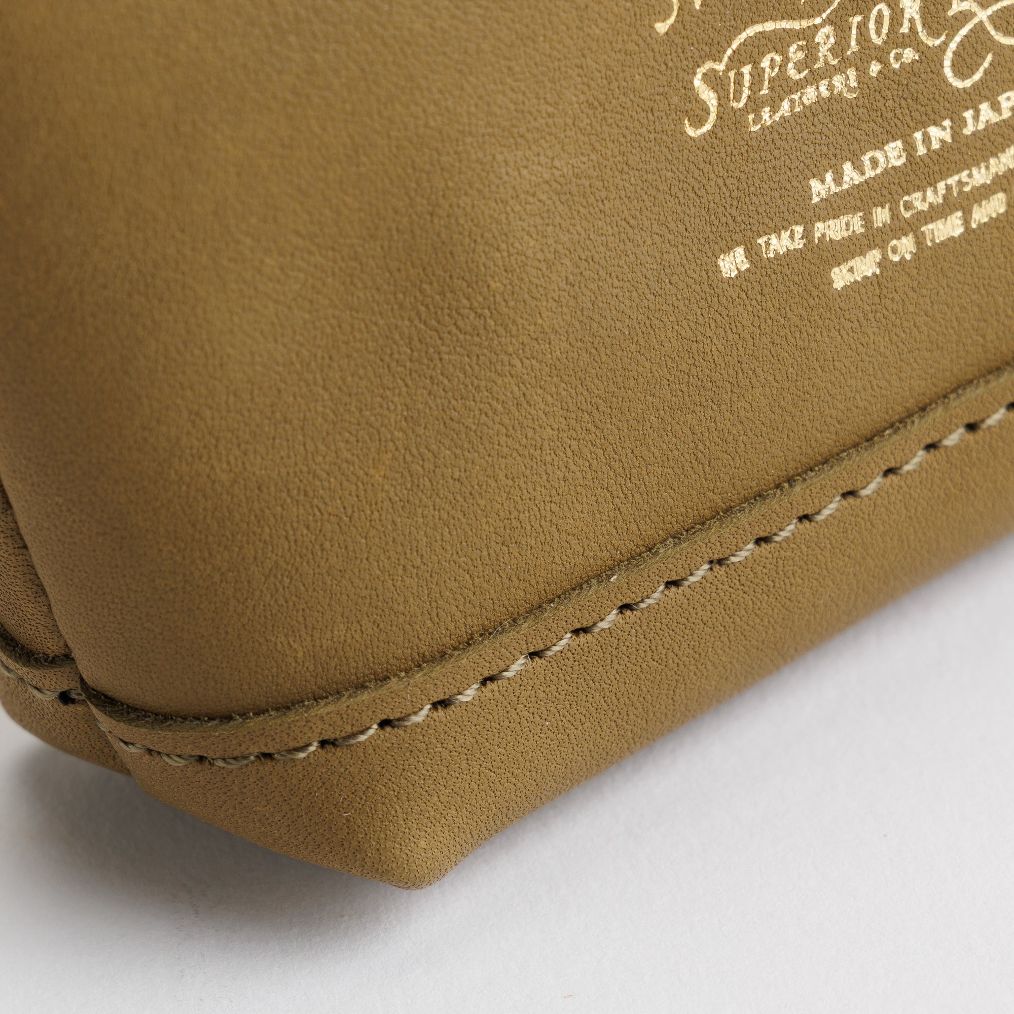 SL1746 all leather engineer key case