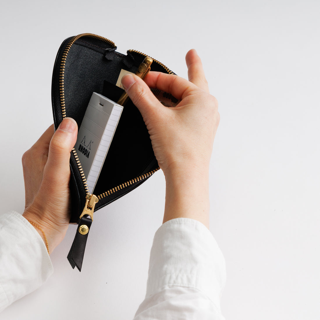 THE SUPERIOR LABOR Zip Case - Chocolate (2 colours)