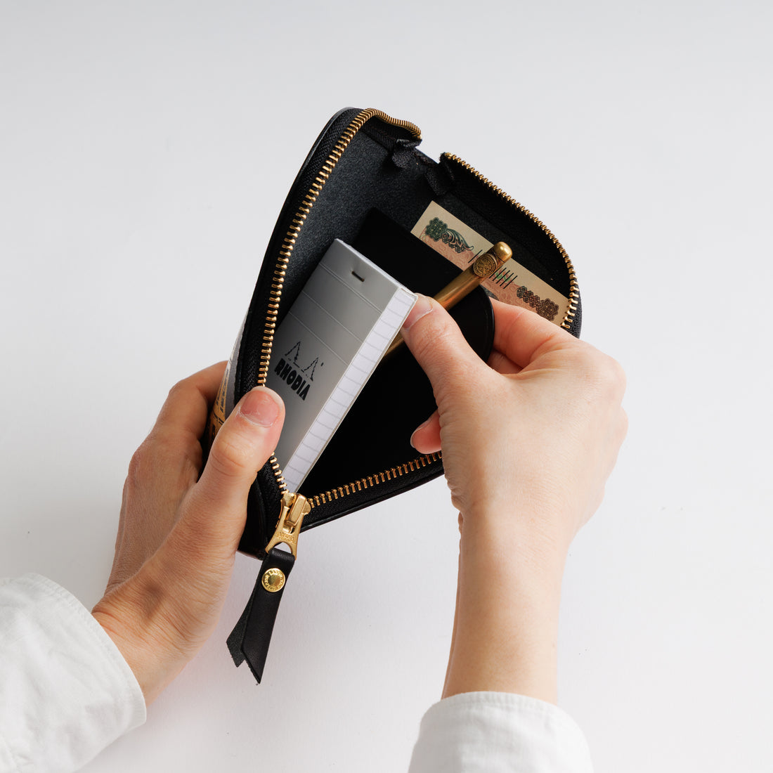THE SUPERIOR LABOR Zip Case - Chocolate (2 colours)